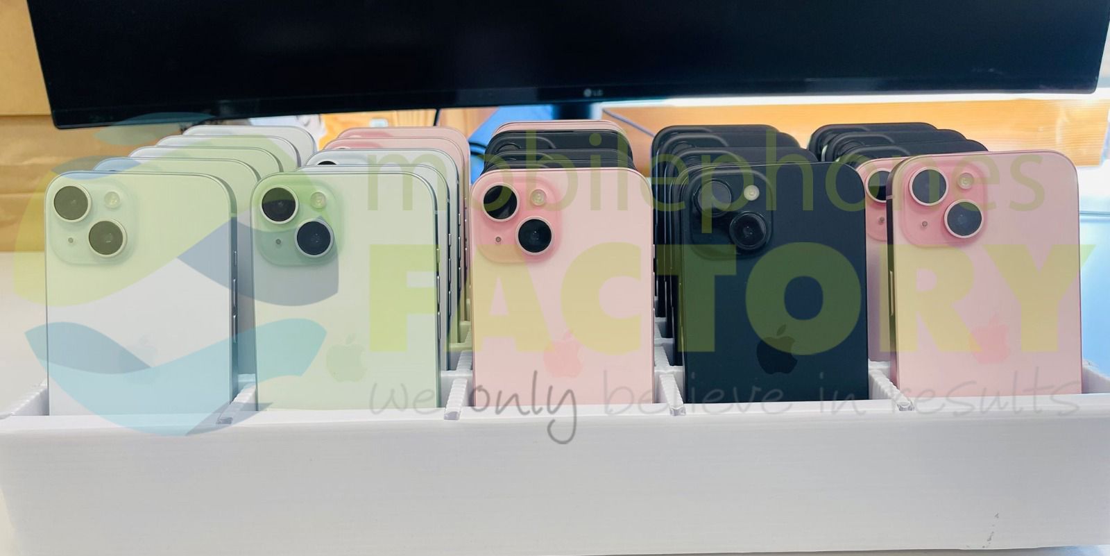 200x Apple iPhone 15 128GB Original Grade A Retail Restock