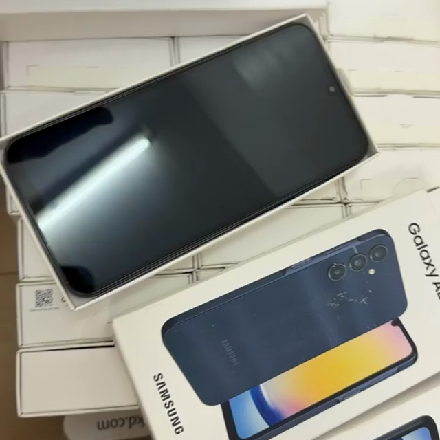 200x Samsung Galaxy A25 128GB 5G 14 Days Boxed Restock